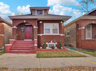 9151 S Blackstone Ave, Chicago, IL