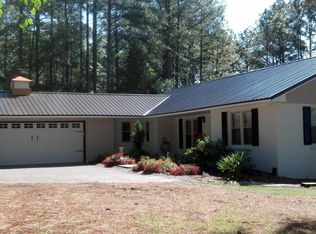 135 Crest Rd, Southern Pines, NC 28387