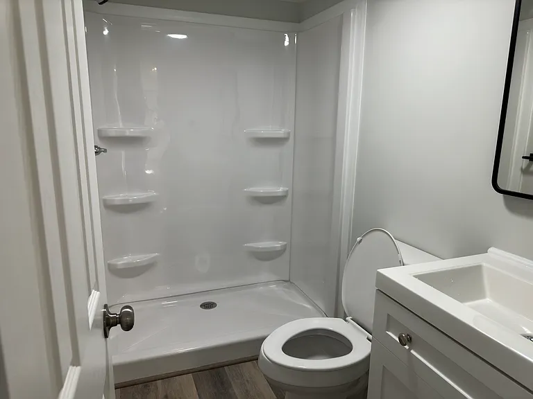72 Rolandale Ln — Photo 5