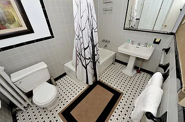 Rented by Eisenberg Exclusives