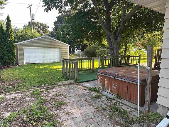 4th image of this home