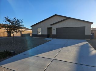 576 Holly St, Bullhead City, AZ 86442