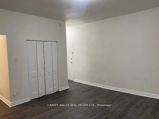 1582 Bathurst St #B2 — Photo 3