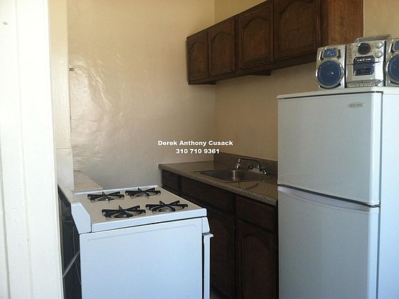 3rd image of 302 N Alexandria Ave APT 209