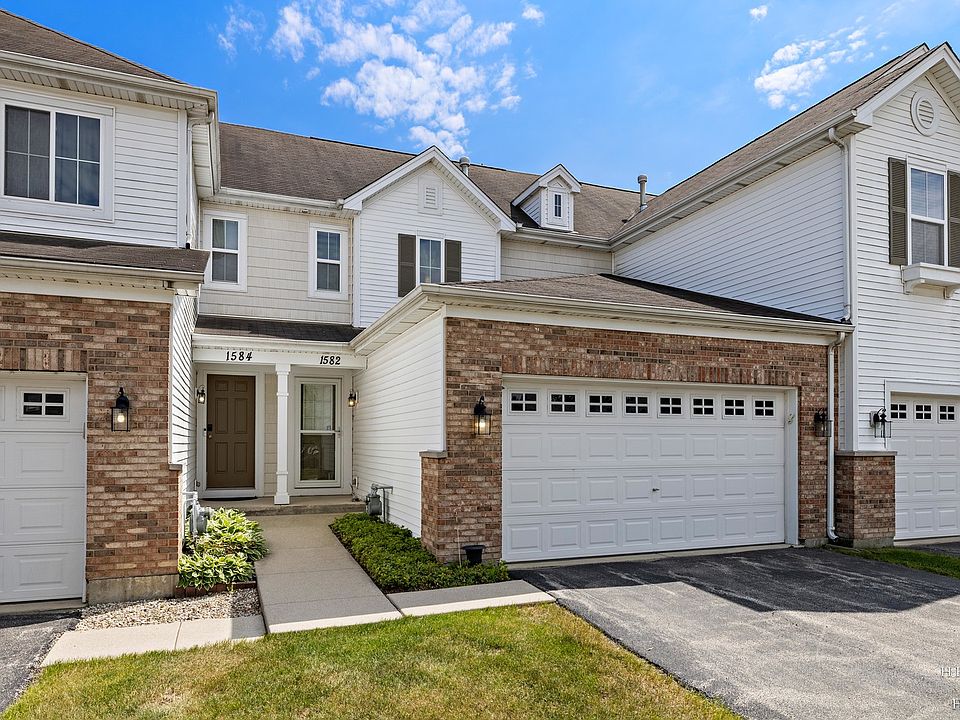 1st image of 1582 Isle Royal Cir