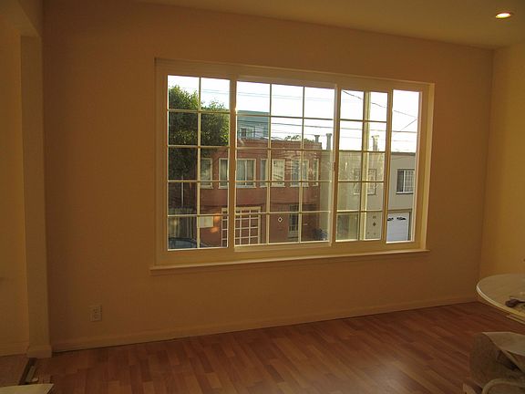2nd image of 162 Los Olivos Ave