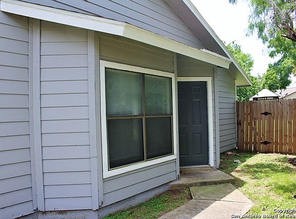 3rd image of 8811 Catalina Bay