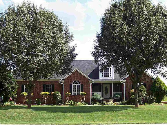 2nd image of 328 Breckenridge Pl