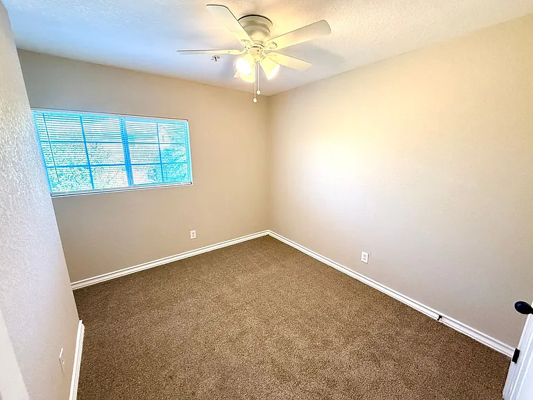 6406 Attucks Ln — Photo 16