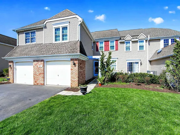 901 Samantha Cir, Chester Springs, PA 19425