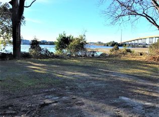 1609 Denton St SW, Ocean Isle Beach, NC 28469