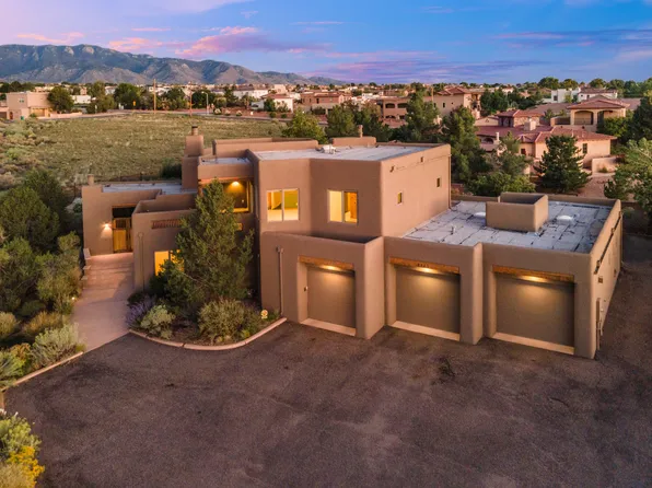 8220 San Diego Ave NE, Albuquerque, NM 87122