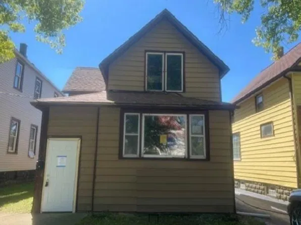 78 Hickory St, Chicago Heights, IL 60411