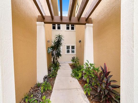 4th image of 855 Marina Del Ray Ln Unit 3