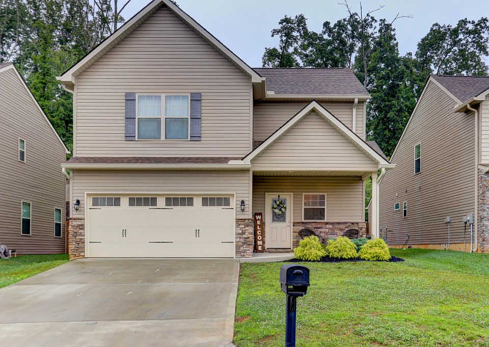 1st image of 12129 Woodhollow Ln