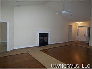 2nd image of 172 Waterside Dr
