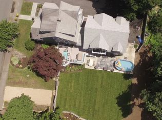 94 Jersey St, Marblehead, MA 01945