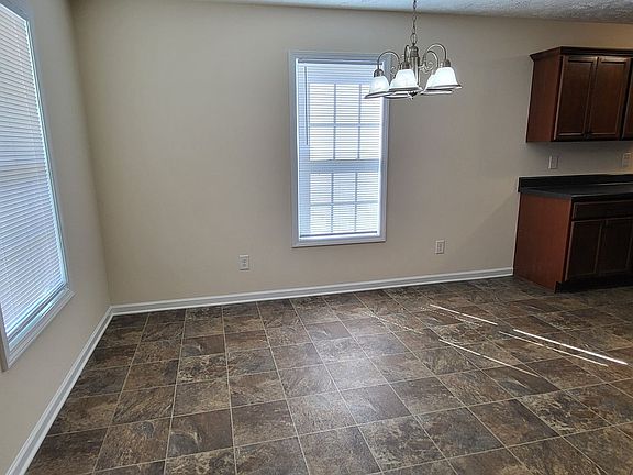 3rd image of 1045 Furman Dr