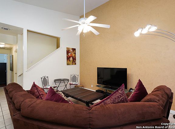 4th image of 42 Chapel Hill Cir #42