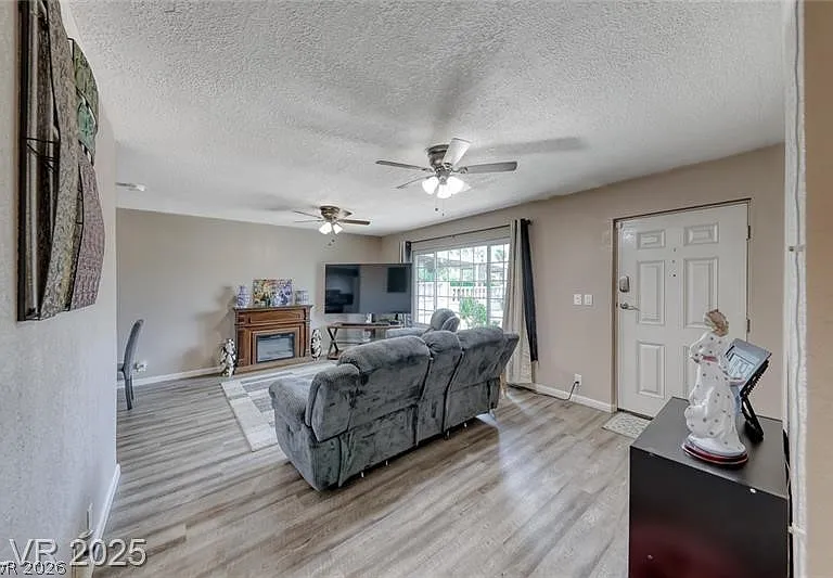 861 E Hacienda Ave — Photo 3