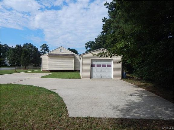 4th image of 2128 Megan Dr