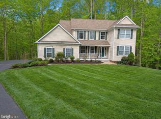 216 Walnut Creek Rd, Huntingtown, MD 20639