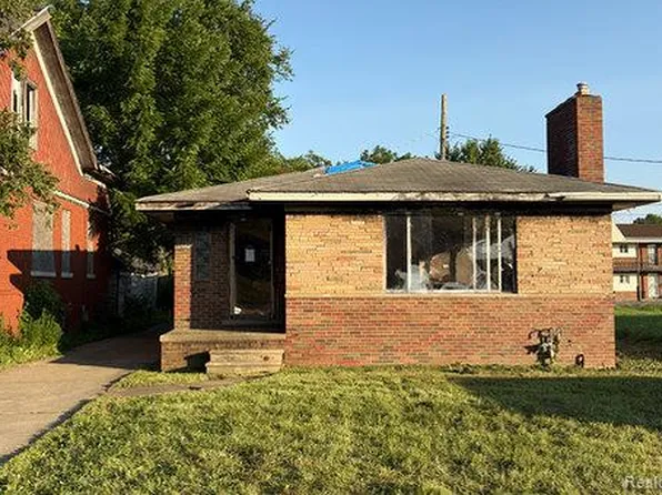 14434 Houston Whittier St, Detroit, MI 48205