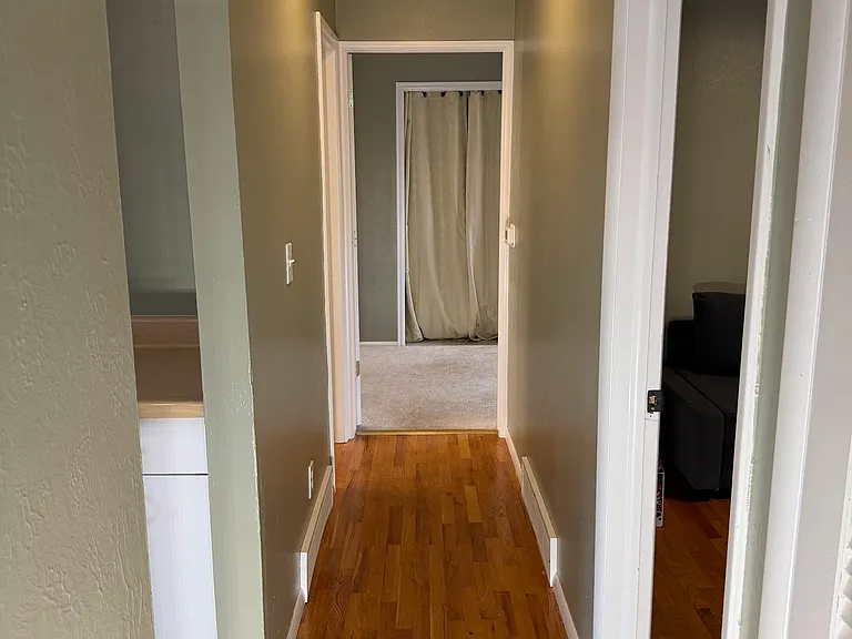 28 Oak St — Photo 5