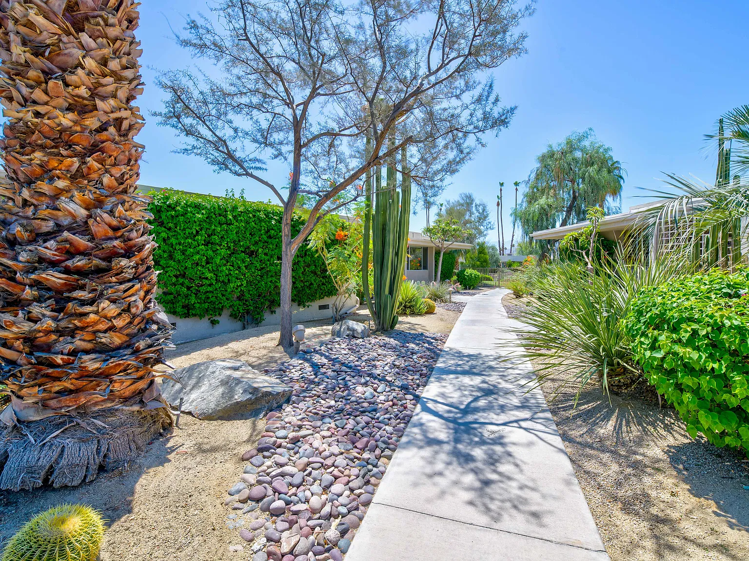 3 bed, 3000 sqft, $7,500 — Photo 3