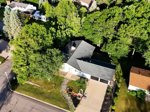 1624 Graydon Ave, Brainerd, MN 56401