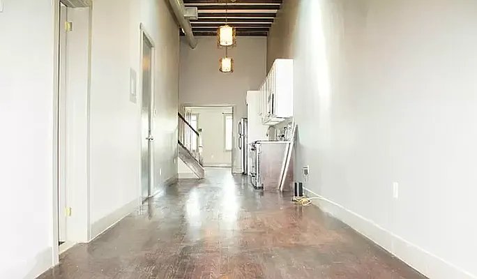 Rented by ERNY LLC | media 27