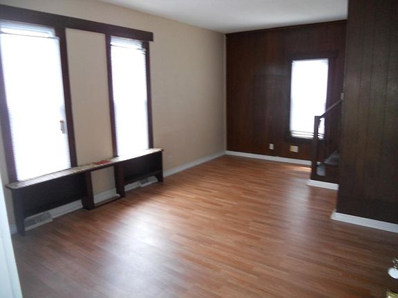 4th image of 222 N Henrietta Ave