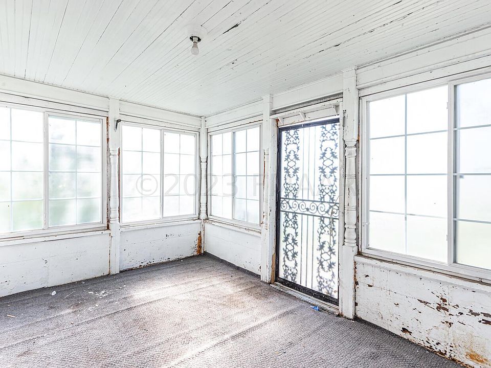 1108 5th St, Wheatland, ND 58079 MLS 234649 Zillow