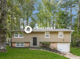 5869 Bobbin Ln, Lithonia, GA 30058