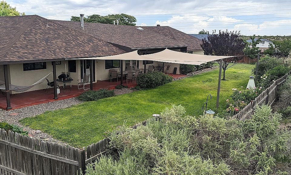 1st image of 495 NW Mesa Pl