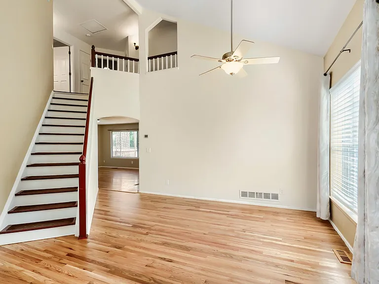 5389 E Manchester Dr — Photo 9