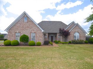 99 Abraham Dr, Jackson, TN 38305