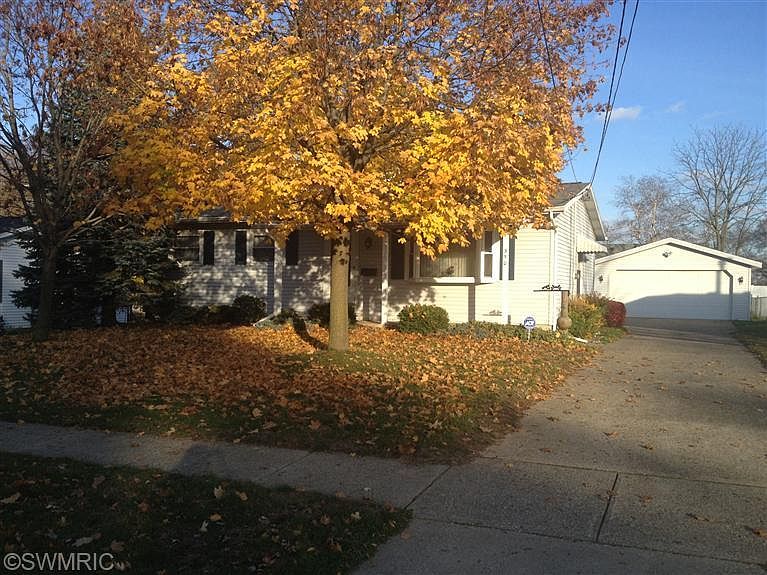 2nd image of 350 28th St N