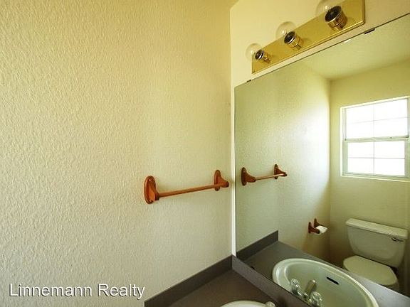 5th image of 4300 Sylvia Dr APT C