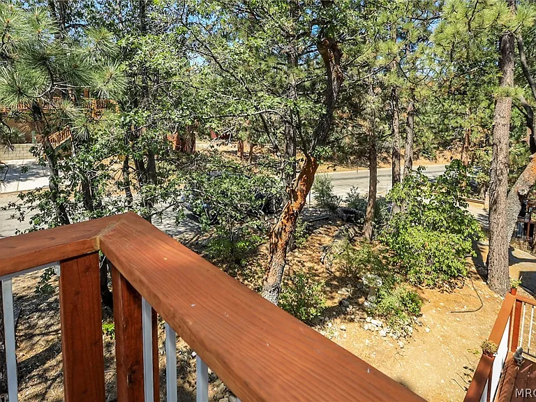 732 Villa Grove Ave — Photo 25