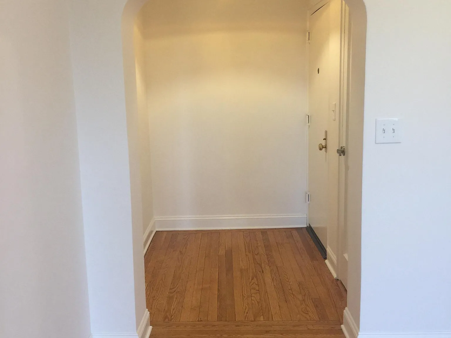 1 bed, 750 sqft, $2,800 — Photo 3