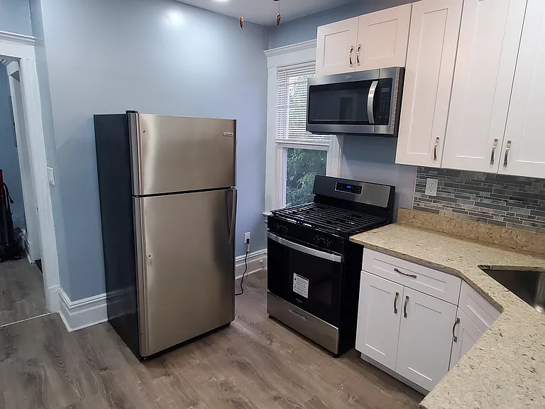 80 Lincoln Pl #2 — Photo 6