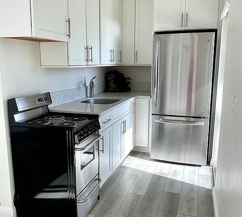 4th image of 11844 Coral Reef Ln #B