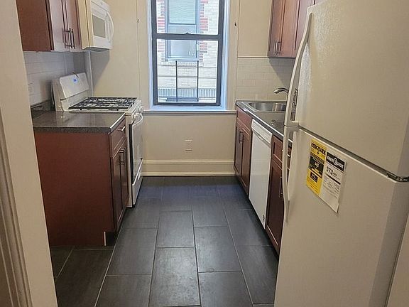 3rd image of 43-19 41st St #A2