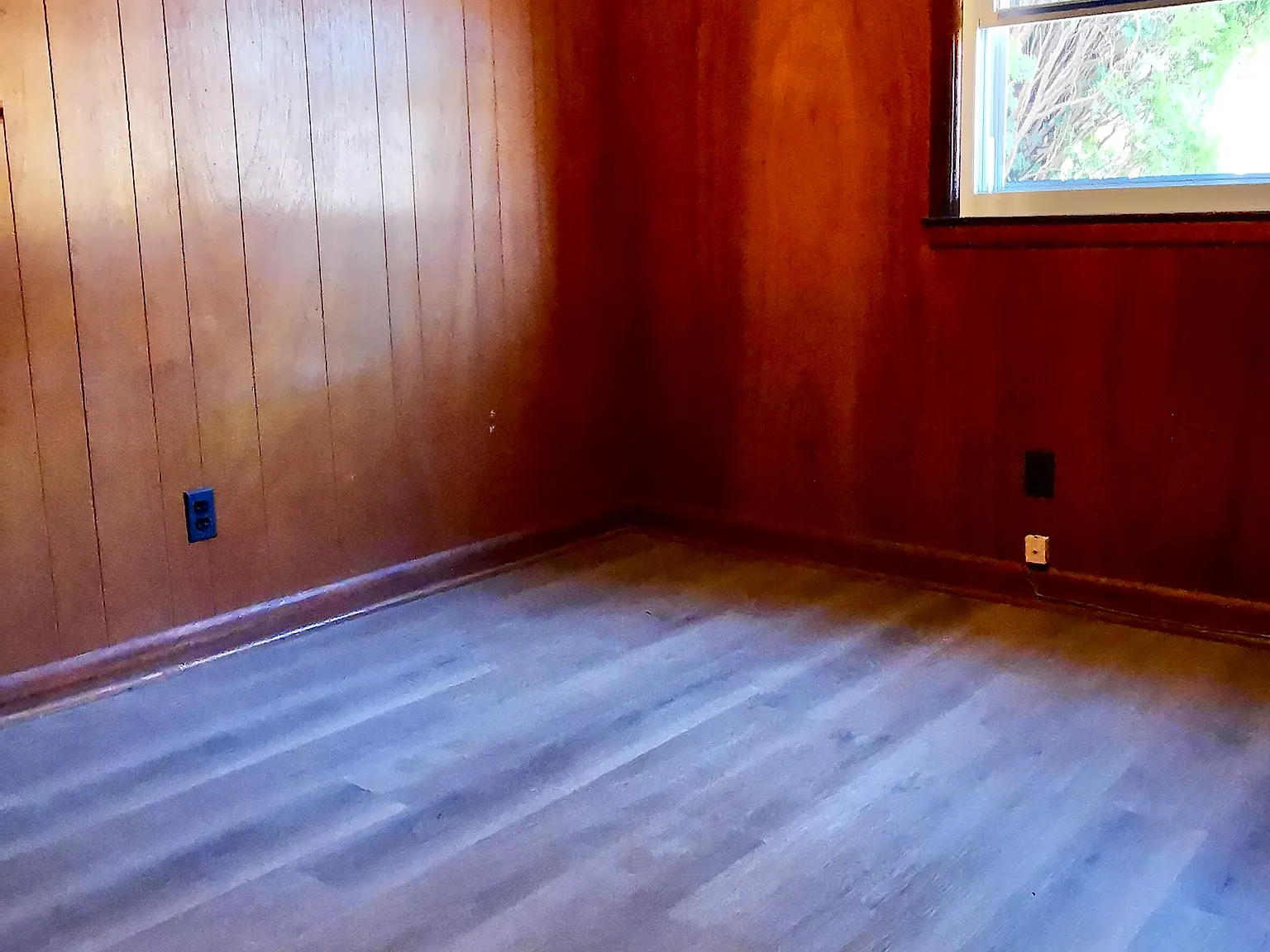 5 bed, 2025 sqft, $690 — Photo 4