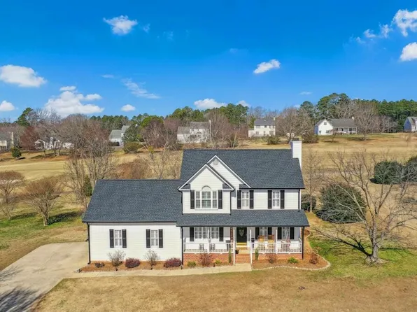 212 Riverwood Dr, Clayton, NC 27527