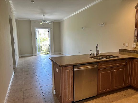 3rd image of 445 N Orange Ave Unit 303