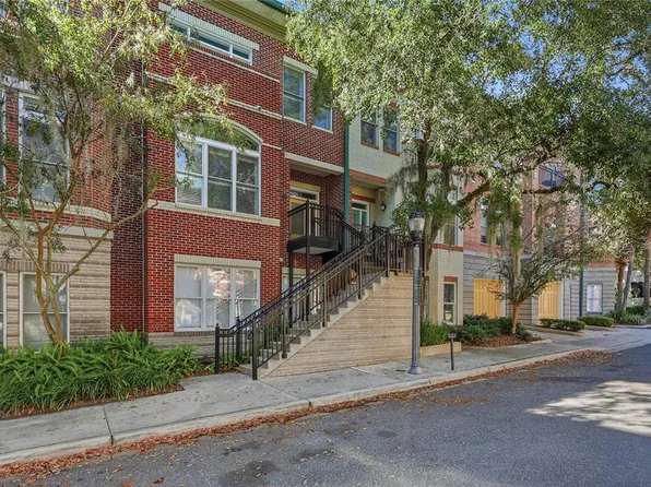 132 NE 4th St, Gainesville, FL 32601