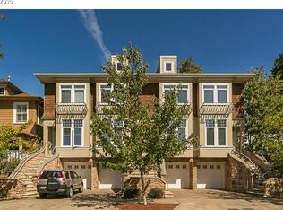 719 NE Tillamook St, Portland, OR 97212