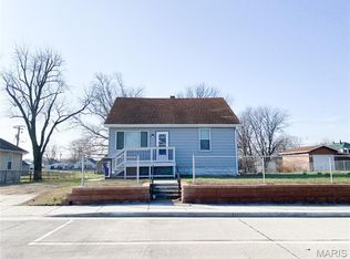 2020 6th St, Madison, IL 62060